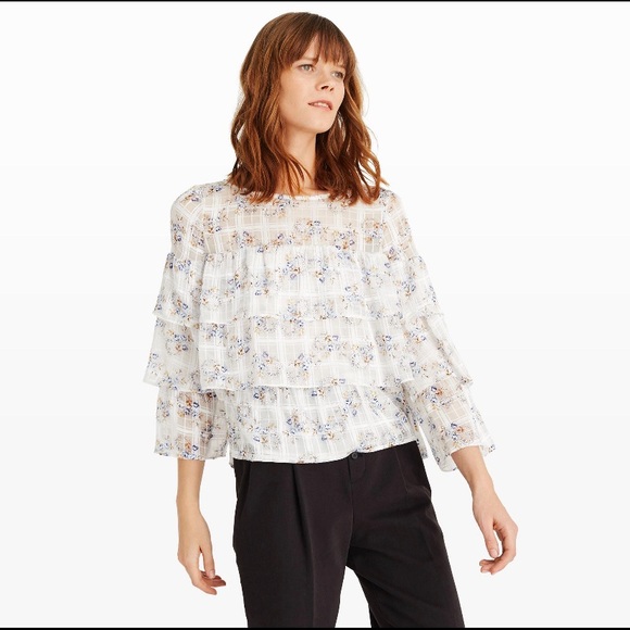 Club Monaco Tops - Club Monaco ‘Zamoen’ Silk Blend Tiered Blouse